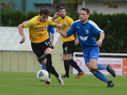 Football : une partie des compétitions amateures suspendues...